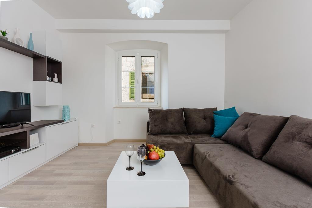 Old Town Summer Apartment コトル エクステリア 写真