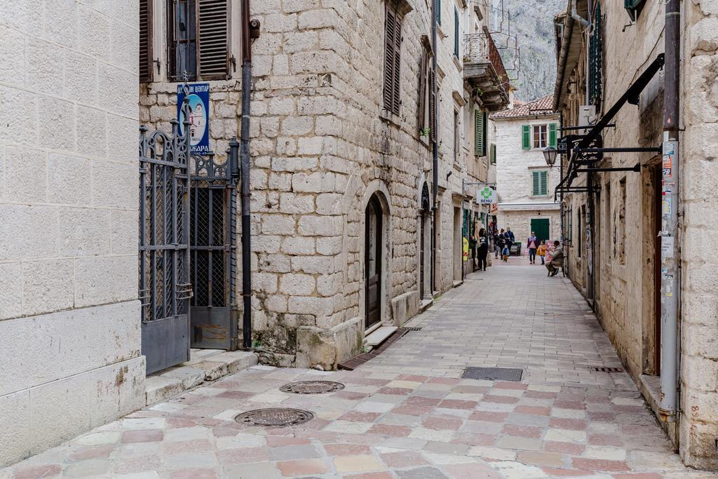 Old Town Summer Apartment コトル エクステリア 写真
